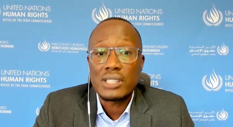 联合国人权事务高级专员办事处发言人赛义夫·马甘戈通过视频连线，在肯尼亚内罗毕向瑞士日内瓦的记者发表讲话。